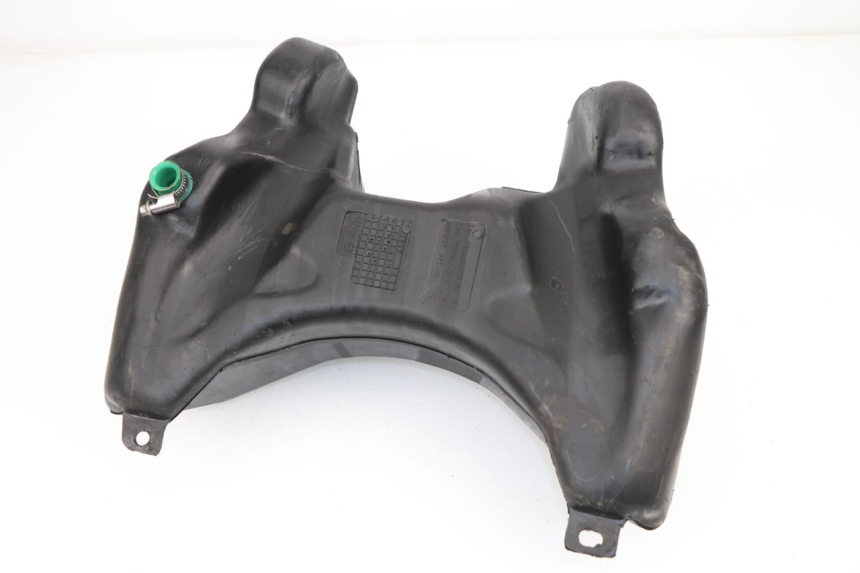 photo de RESERVOIR ESSENCE PEUGEOT VIVACITY 50 (2004 - 2009)