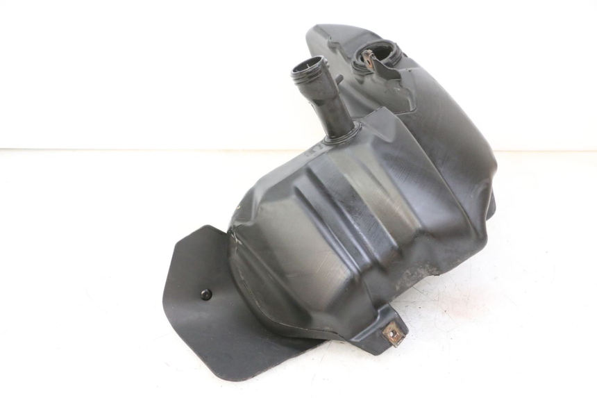 photo de RESERVOIR ESSENCE PIAGGIO VESPA GRANTURISMO 200 (2004 - 2005)