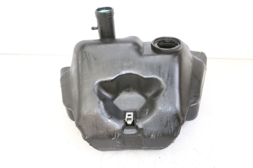 photo de RESERVOIR ESSENCE PIAGGIO VESPA LX 150 (2005 - 2013)