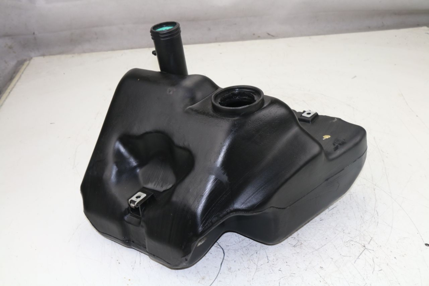 photo de RESERVOIR ESSENCE PIAGGIO VESPA LX 2T 50 (2005 - 2013)