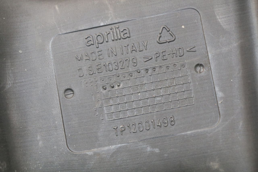 photo de RESERVOIR ESSENCE APRILIA SCARABEO GT 125 (1999 - 2007)