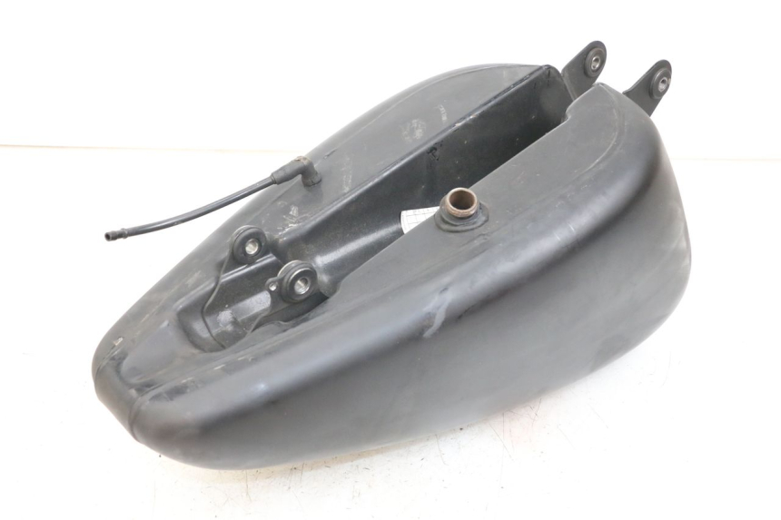 photo de RESERVOIR ESSENCE HARLEY DAVIDSON SPORTSTER XL CUSTOM 1200 (2003 - 2004)