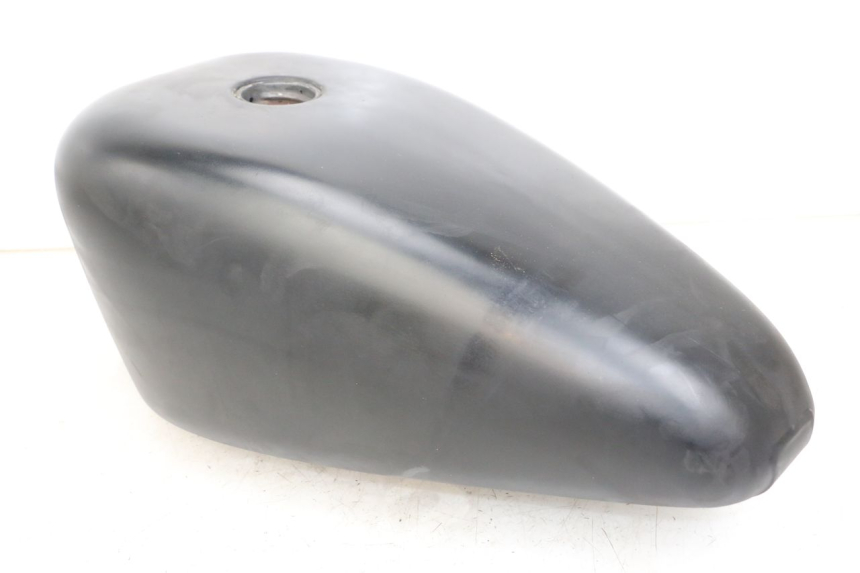 photo de RESERVOIR ESSENCE HARLEY DAVIDSON SPORTSTER XL CUSTOM 1200 (2003 - 2004)