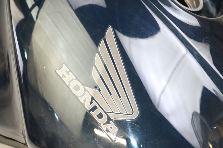 photo de RESERVOIR ESSENCE HONDA ST PAN EUROPEAN 1300 (2002 - 2013)