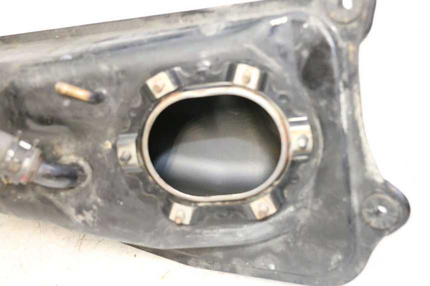 photo de RESERVOIR ESSENCE HONDA ST PAN EUROPEAN 1300 (2002 - 2013)