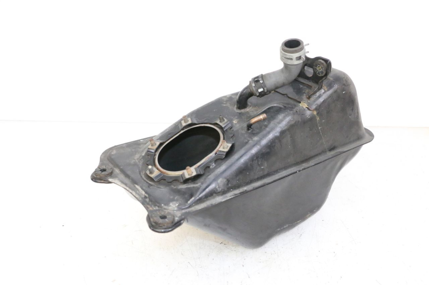 photo de RESERVOIR ESSENCE HONDA ST PAN EUROPEAN 1300 (2002 - 2013)