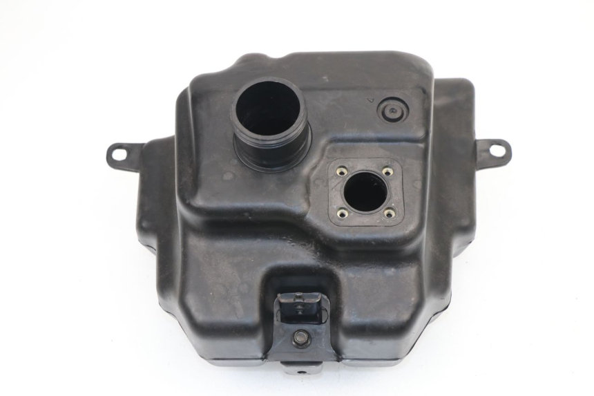 photo de RESERVOIR ESSENCE PEUGEOT STREETZONE 2T 50 (2014 - 2019)