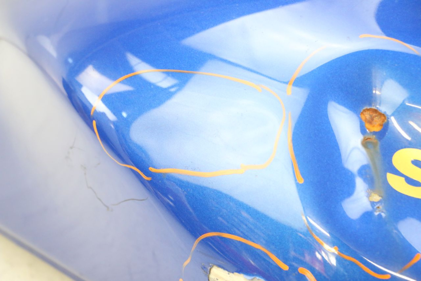 photo de RESERVOIR ESSENCE SUZUKI GSF S BANDIT 600 (2000 - 2004)