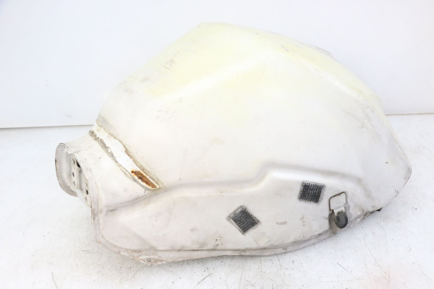 photo de RESERVOIR ESSENCE SUZUKI GSR 750 (2011 - 2017)