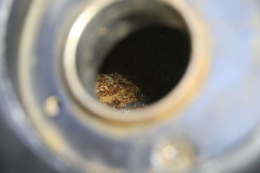 photo de RESERVOIR ESSENCE YAMAHA TDR DELTABOX 125 (1993 - 2003)