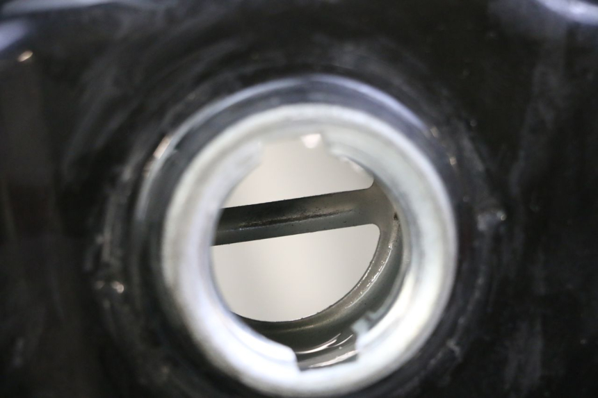 photo de RESERVOIR ESSENCE PEUGEOT TWEET 4T 50 (2018 - 2020)