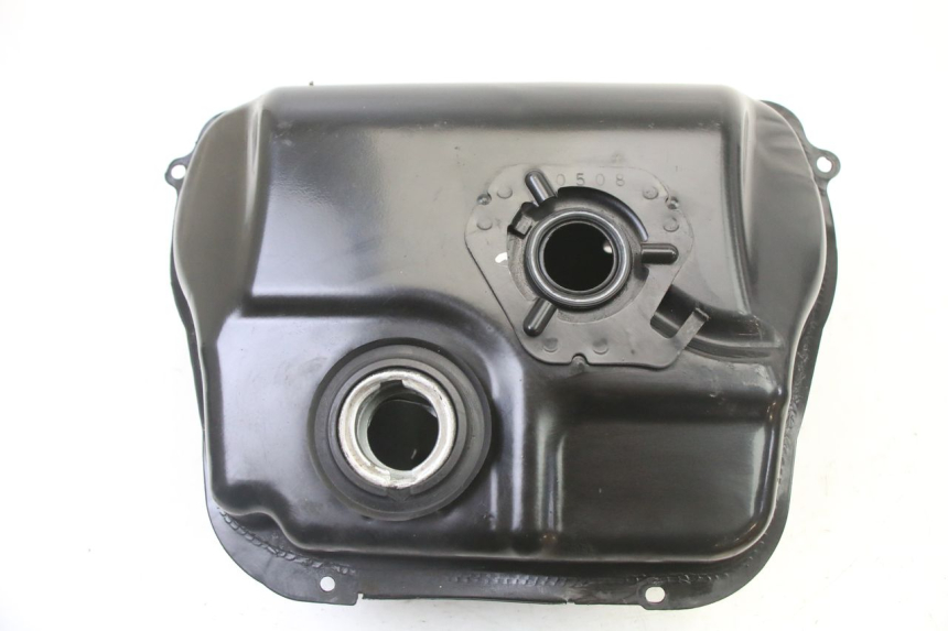 photo de RESERVOIR ESSENCE PEUGEOT TWEET 4T 50 (2014 - 2019)
