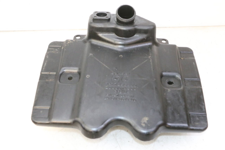 photo de RESERVOIR ESSENCE PEUGEOT VIVACITY NEW 2T 50 (2008 - 2017)