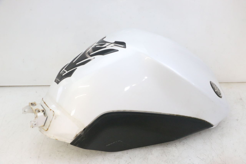 photo de RESERVOIR ESSENCE YAMAHA XJ6 ABS 600 (2008 - 2016)