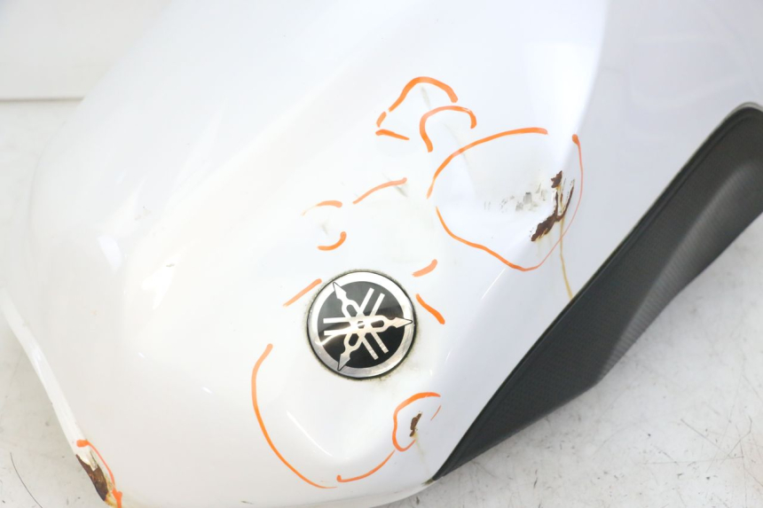 photo de RESERVOIR ESSENCE YAMAHA XJ6 ABS 600 (2008 - 2016)