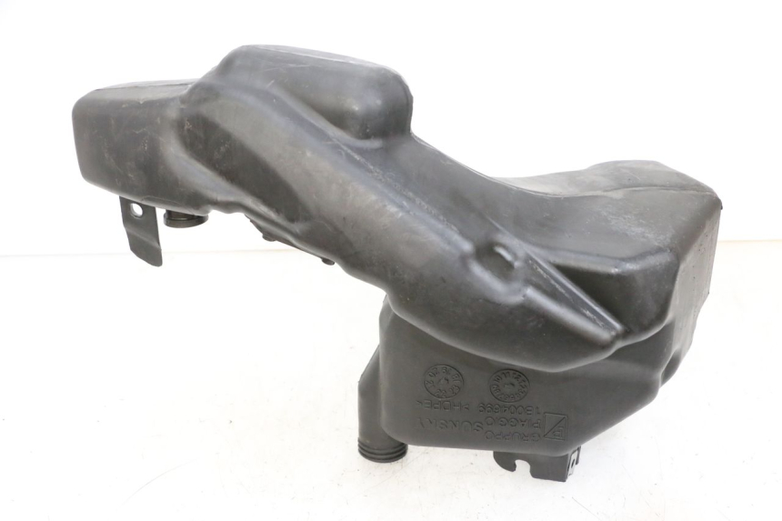 photo de RESERVOIR ESSENCE PIAGGIO ZIP 4T 50 (2018 - 2020) - Zoom état d’usage