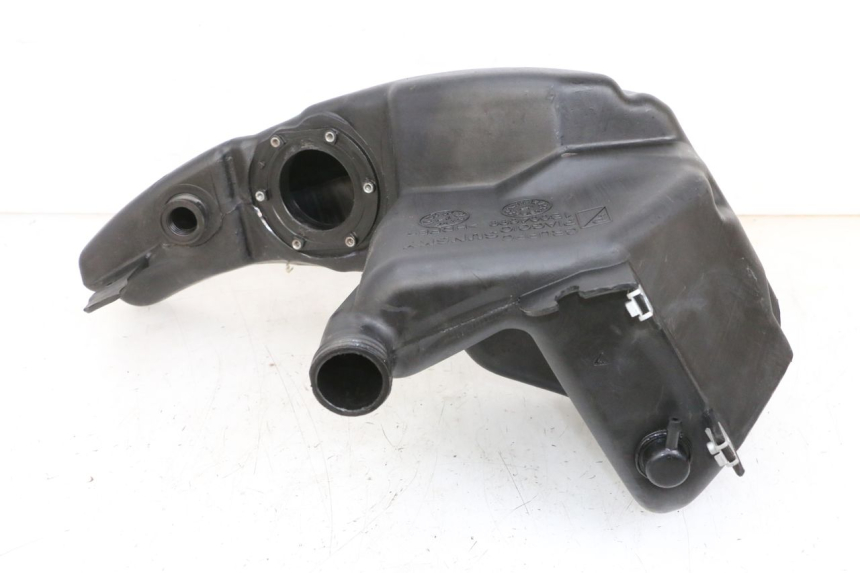 photo de RESERVOIR ESSENCE PIAGGIO ZIP 4T 50 (2018 - 2020) - Vue d’ensemble