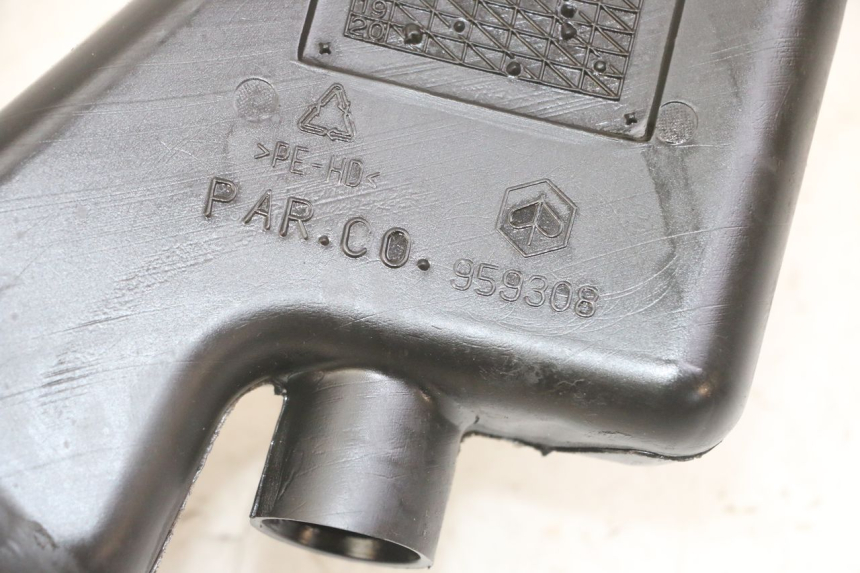 photo de RESERVOIR HUILE PIAGGIO NRG POWER PUREJET 50 (2018 - 2021)