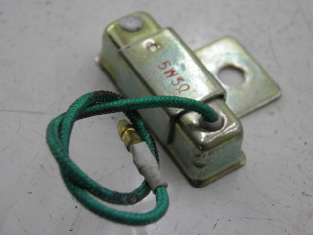 photo de RÉSISTANCE PEUGEOT TWEET 125 (2010 - 2017)