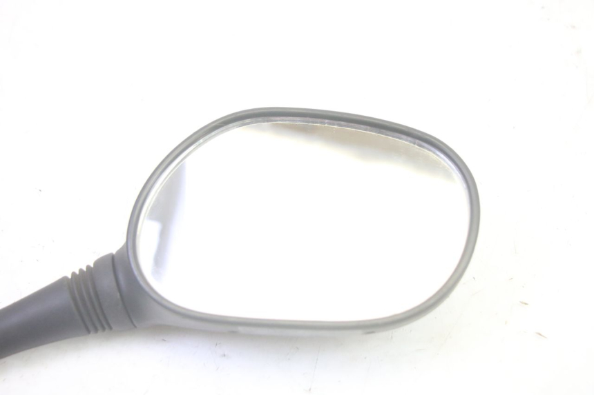 photo de RéTROVISEUR DROIT SUZUKI BURGMAN 125 (2007 - 2014) - Zoom état d’usage
