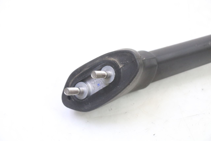 photo de RETROVISEUR DROIT YAMAHA FZ6 FAZER S2 600 (2007 - 2011)