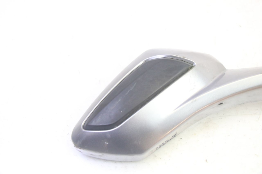 photo de RETROVISEUR DROIT SYM GTS EVO 125 (2009 - 2013) - Points de fixation