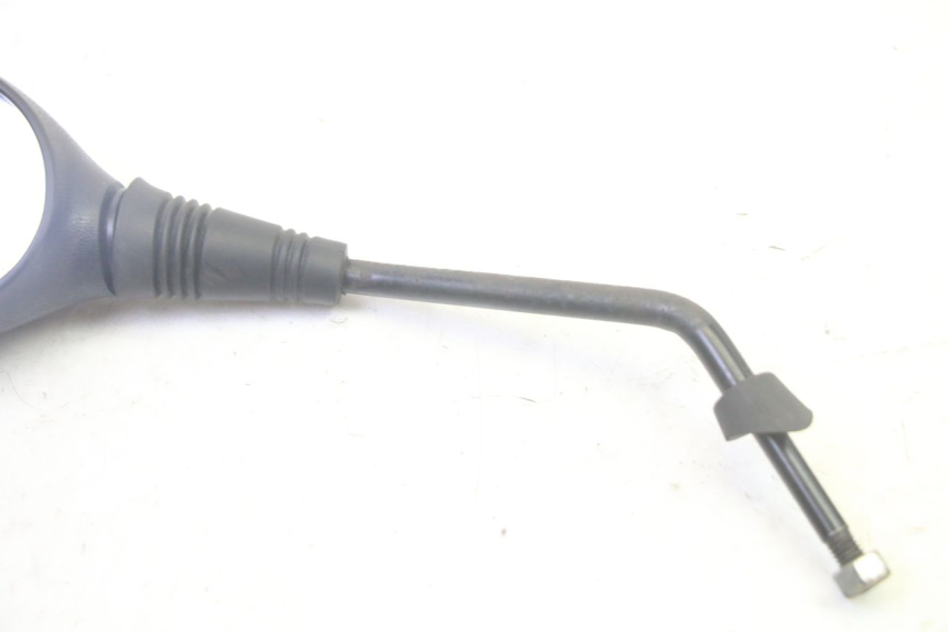 photo de RETROVISEUR GAUCHE PIAGGIO MP3 RL 250 (2007 - 2010) - Zoom état d’usage
