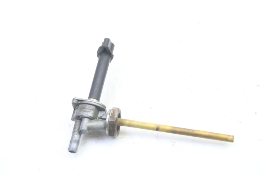 photo de ROBINET RESERVOIR HONDA CBR RR FIREBLADE 900 (1992 - 1994)