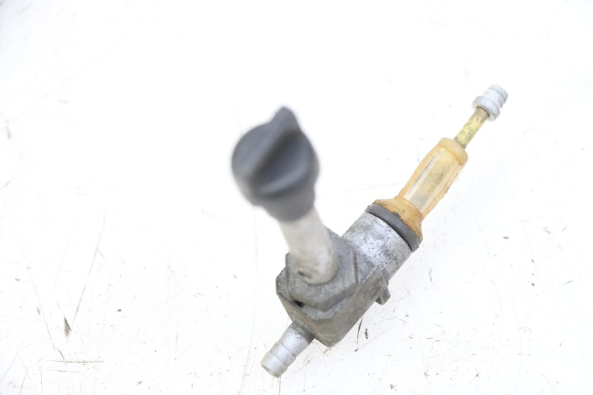 photo de ROBINET RESERVOIR PEUGEOT LUDIX 50 (2008 - 2017)