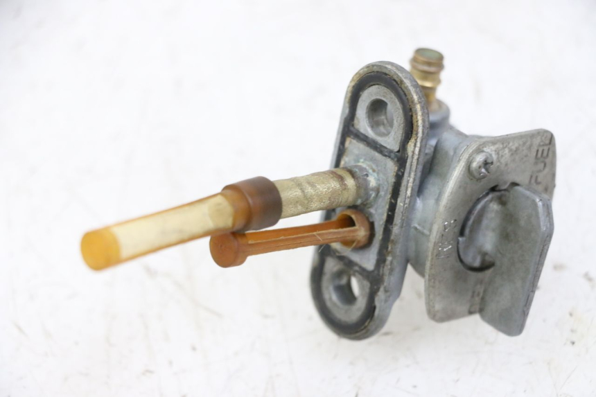 photo de ROBINET RESERVOIR YAMAHA PW 80 (1983 - 2014)
