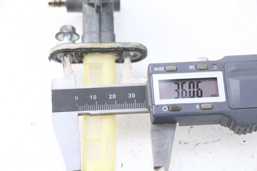 photo de ROBINET RESERVOIR MASH SEVENTY FIVE 125 (2013 - 2021)