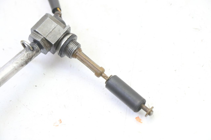 photo de ROBINET RESERVOIR PEUGEOT SPEEDAKE 50 (1995 - 1997)