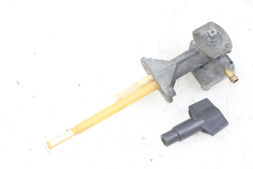 photo de ROBINET RESERVOIR YAMAHA XJN DIVERSION 600 (2000 - 2003)