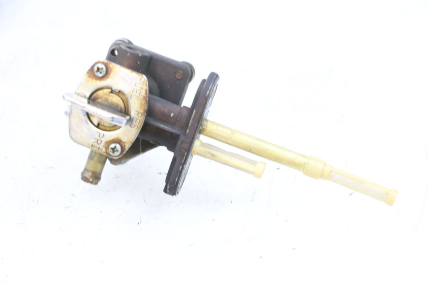 photo de ROBINET RESERVOIR KAWASAKI ZR 7 750 (1999 - 2001) - Vue principale