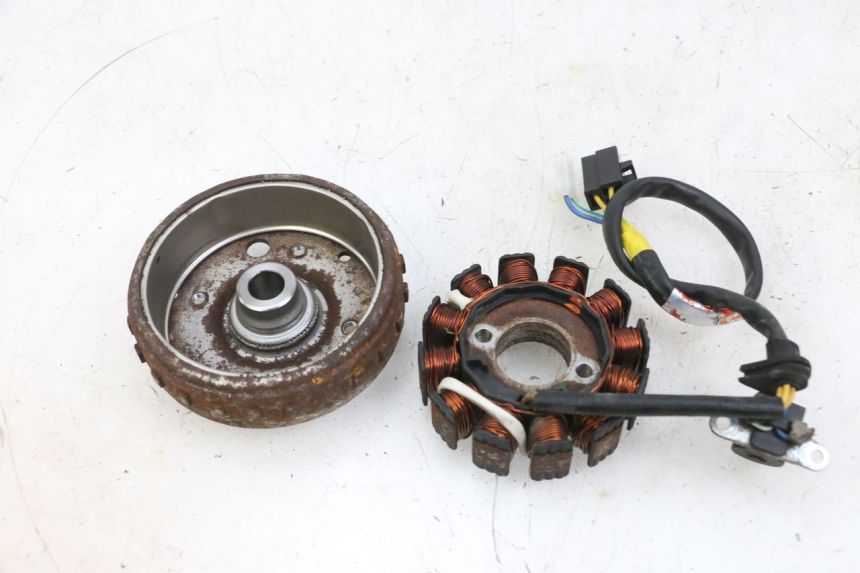 photo de ROTOR STATOR KYMCO AGILITY 16+ 4T 50 (2018 - 2023) - État de surface