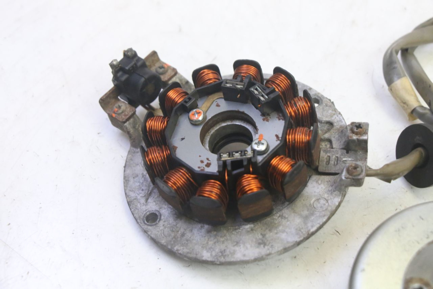 photo de ROTOR STATOR MBK BOOSTER SPIRIT 50 (2004 - 2017) - Vue d’ensemble