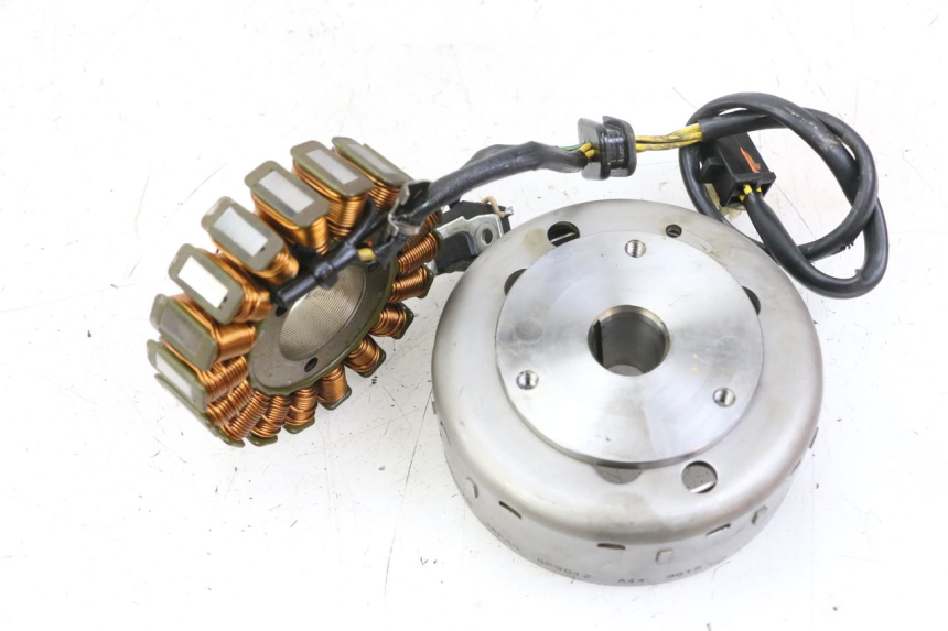 photo de ROTOR STATOR SUZUKI BURGMAN 125 (2007 - 2014)