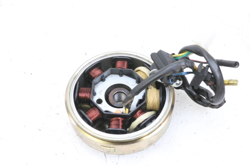 photo de ROTOR STATOR PEUGEOT KISBEE 4T 50 (2010 - 2017) - Zoom état d’usage