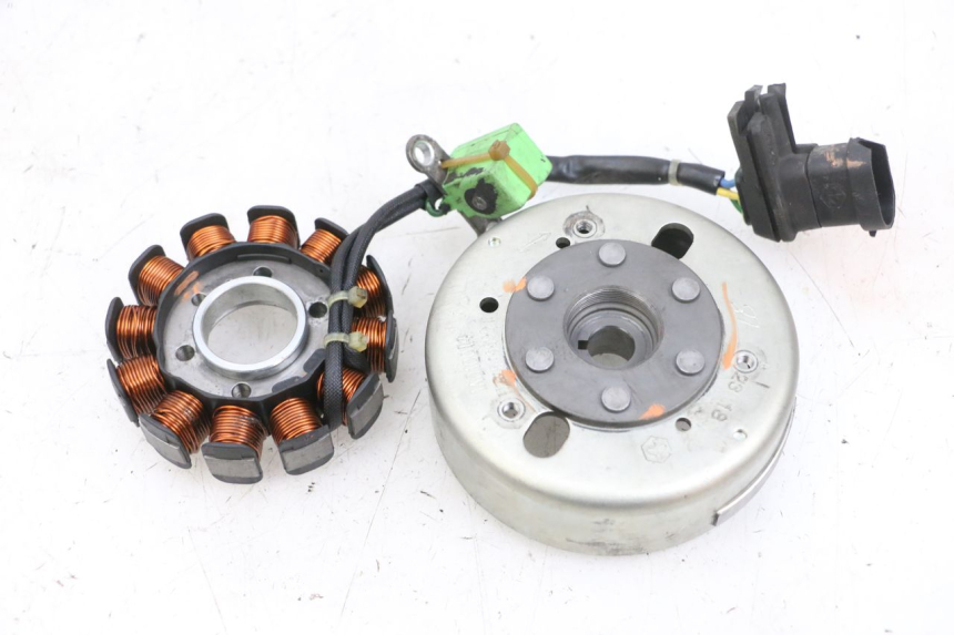 photo de ROTOR STATOR PIAGGIO NEW TYPHOON 50 (2018 - 2021) - Vue principale