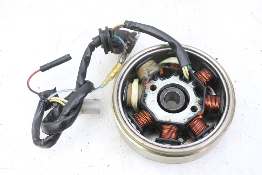 photo de ROTOR STATOR PEUGEOT KISBEE 4T 50 (2010 - 2017)
