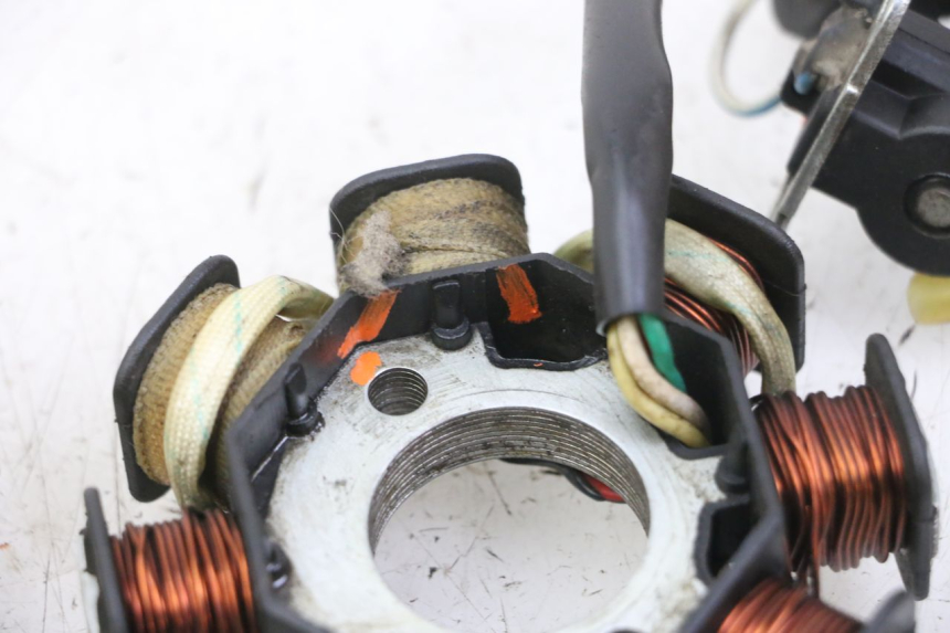 photo de ROTOR STATOR PEUGEOT KISBEE 4T 50 (2010 - 2017)