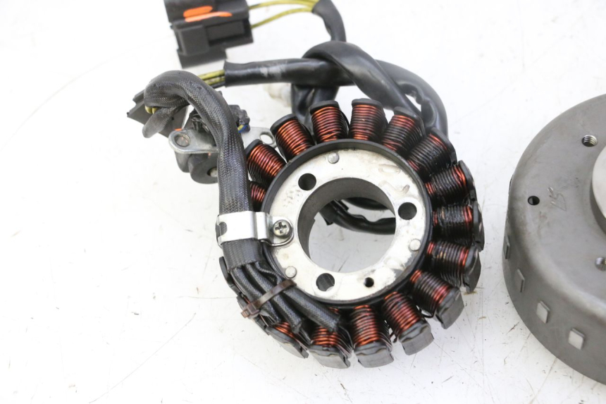 photo de ROTOR STATOR PEUGEOT SATELIS 125 (2013 - 2018)