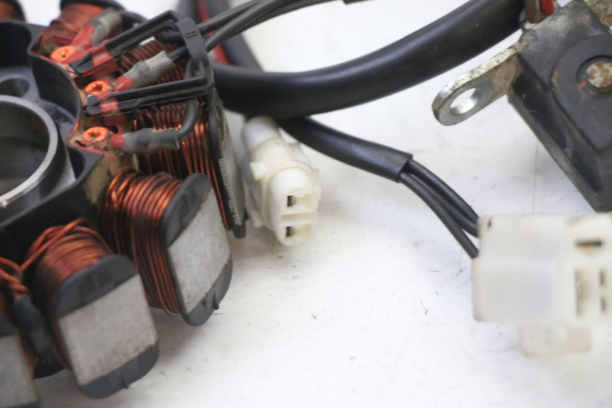 photo de ROTOR STATOR PEUGEOT STREETZONE I NAKED 2T 50 (2018 - 2020)