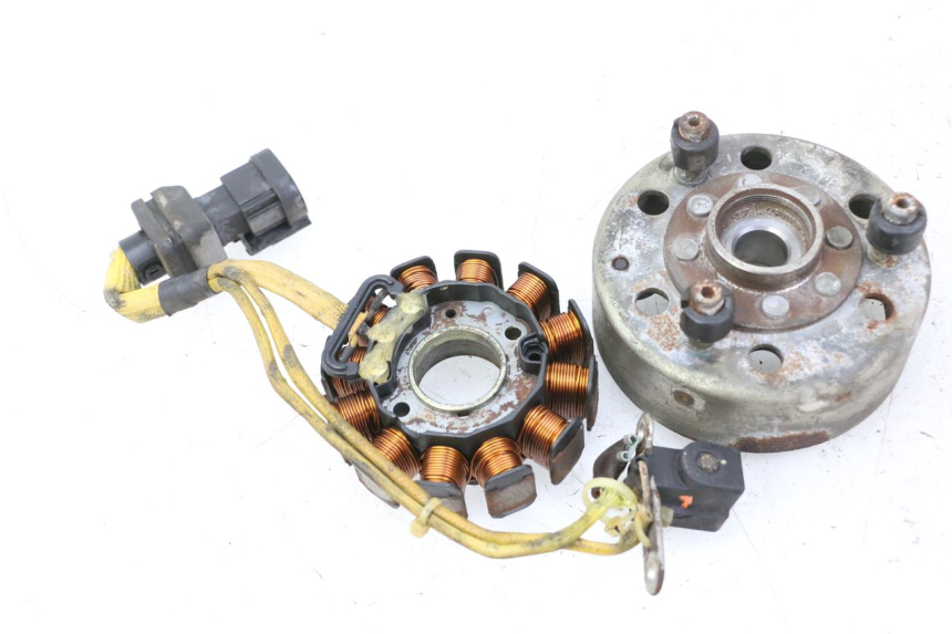 photo de ROTOR STATOR PIAGGIO X9 EVOLUTION 125 (2003 - 2007)