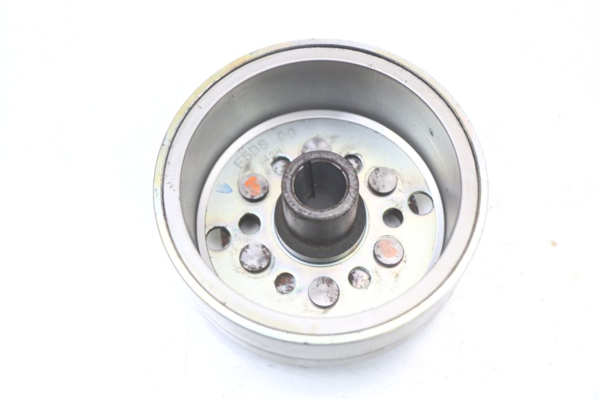 photo de ROTOR STATOR YAMAHA YP MAJESTY 125 (2002 - 2006) - Vue d’ensemble