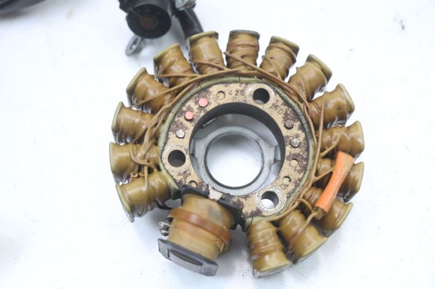 photo de ROTOR STATOR YAMAHA YP MAJESTY 125 (2002 - 2006) - État de surface