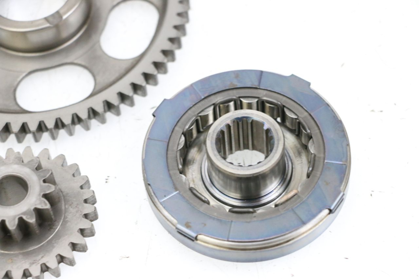 photo de ROUE LIBRE DEMARREUR SUZUKI BURGMAN EXECUTIVE ABS 650 (2006 - 2012) - Vue produit