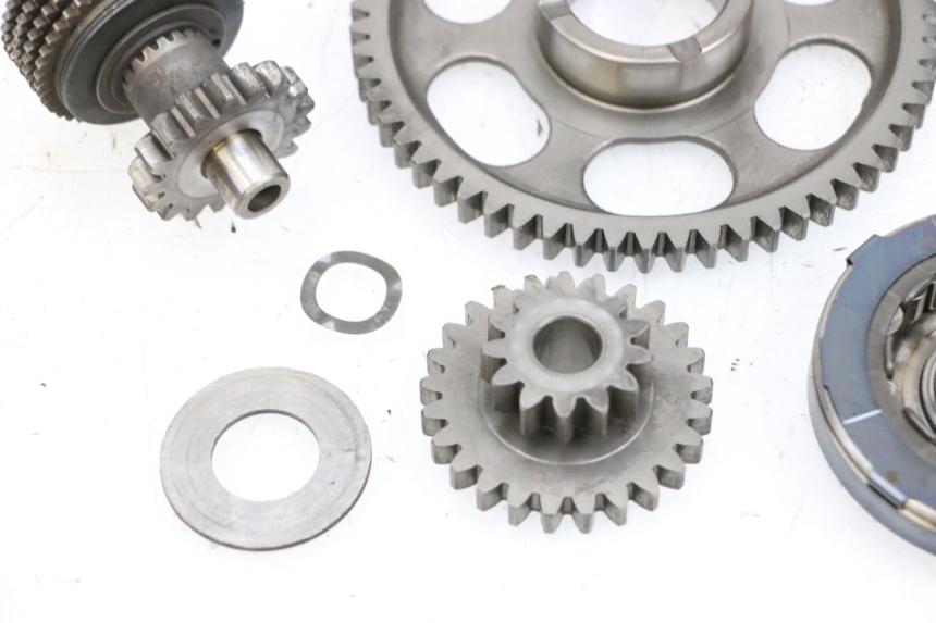 photo de ROUE LIBRE DEMARREUR SUZUKI BURGMAN EXECUTIVE ABS 650 (2006 - 2012) - État de surface