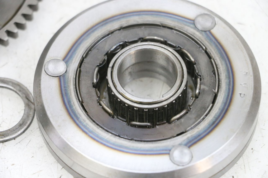 photo de ROUE LIBRE DEMARREUR DAELIM S1 125 (2007 - 2016) - Points de fixation