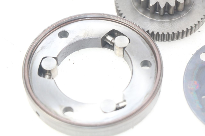 photo de ROUE LIBRE DEMARREUR SUZUKI BURGMAN 125 (2007 - 2014)